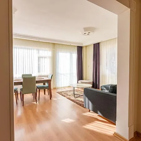 Appartement Besiktasin Kalbinde 2+1 Jakuzili